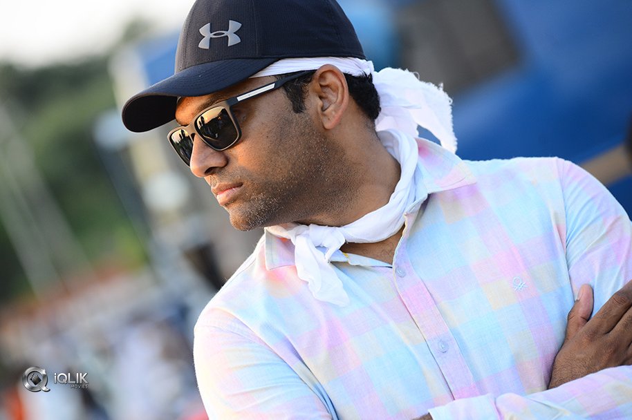 Yatra-Movie-Working-Stills